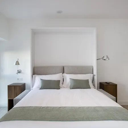 Living Lofts Lägenhetshotell Bilbao